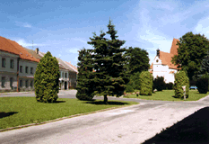 Horn� Stropnice - n�m�st��ko