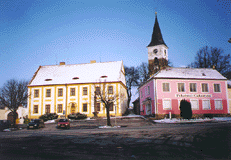 bernartick� n�ves s kostelem svat�ho Martina